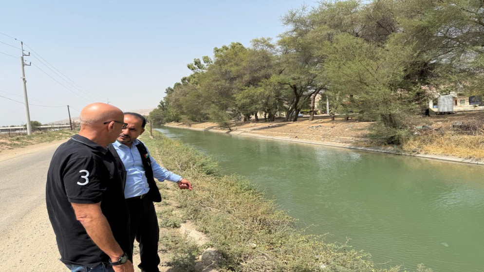وزير المياه والري يطمئن خلال جولة تفقدية للمرافق المائية الرئيسة في الأغوار على عمليات التزويد المائي.