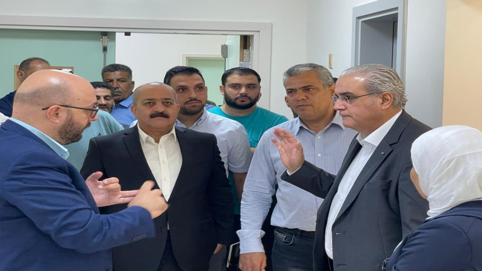 وزير الصحة يتفقد العمل في مستشفى الأميرة بسمة الجديد.