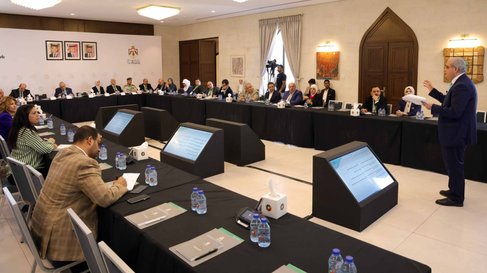 جانب من مناقشة القطاع الصحي البرنامج التنفيذي لرؤية التحديث الاقتصادي 2026 – 2029.(بترا)