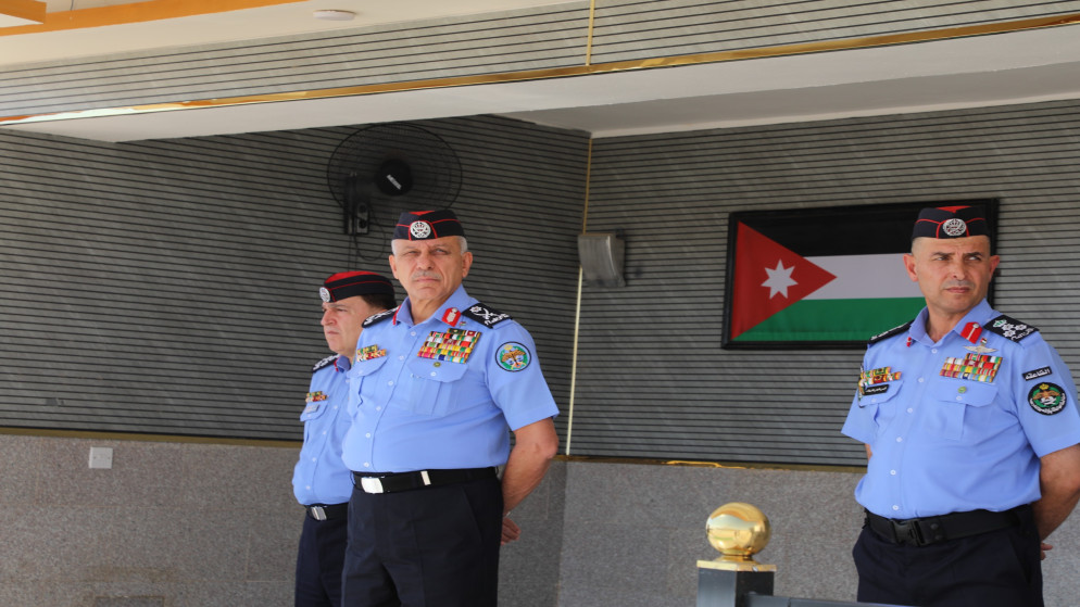 مدير الأمن العام عبيد الله المعايطة خلال حفل تخريج كوكبة جديدة من الشرطة المستجدين في مدينة الملك عبد الله الثاني ابن الحسين التدريبية