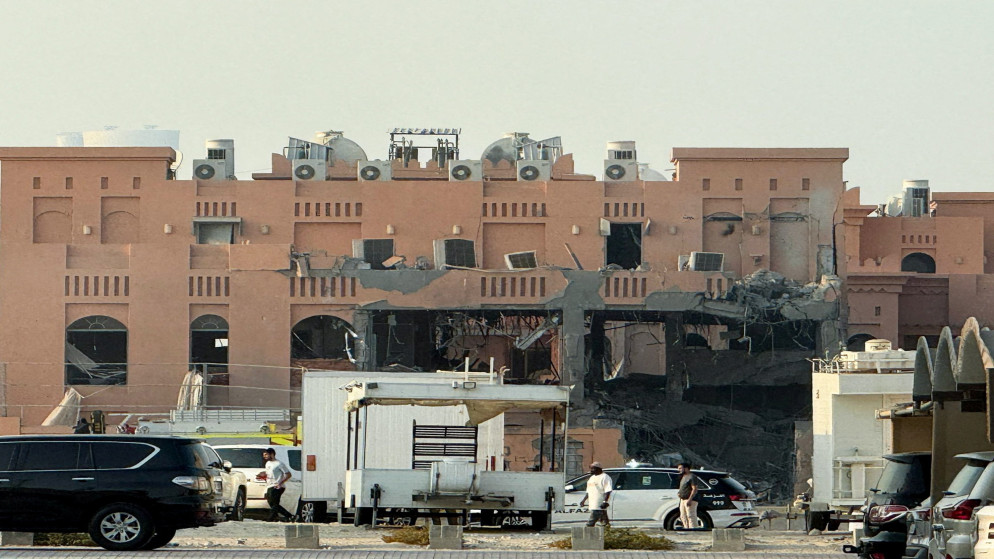 مبنى متضرر، في أعقاب هجوم إسرائيلي على قادة حماس، وفقًا لمسؤول إسرائيلي، في الدوحة، قطر، 9 أيلول2025. (رويترز)