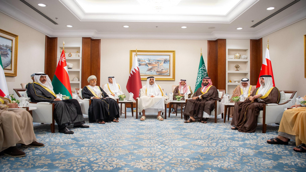 اجتماع لرؤساء وفود دول التعاون الخليجي قبيل انعقاد القمة العربية الإسلامية الطارئة في الدوحة. قطر. 15 أيلول 2025. (رويترز)