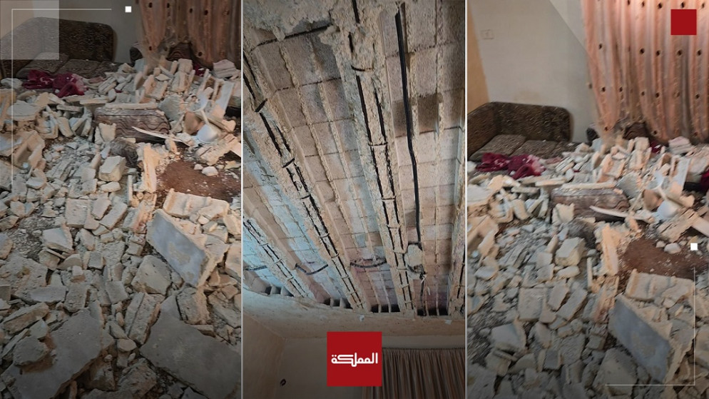 انهيار جزئي لسقف منزل قديم في مخيم الشهيد عزمي المفتي جنوبي مدينة إربد. (المملكة)