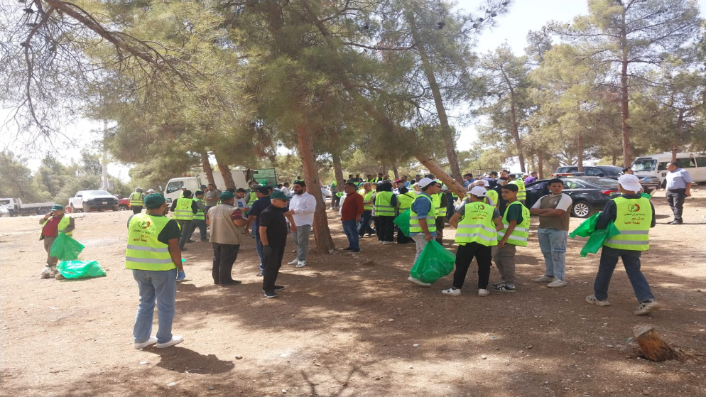 مكتب البيئة في جرش ينفذ المرحلة الـ4 من الحملات الوطنية للنظافة العامة