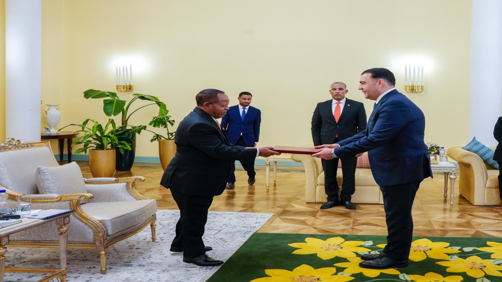 السفير أمجد المومني يقدم أوراق اعتماده إلى رئيس جمهورية إثيوبيا 