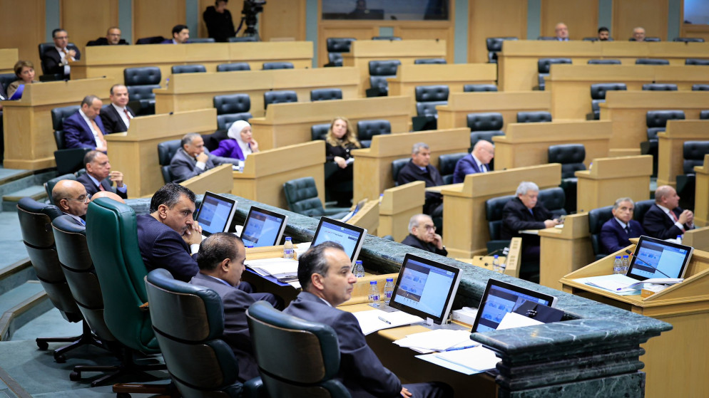 مجلس النواب يُقر 4 مواد بمشروع قانون "مُعدل كاتب العدل" 