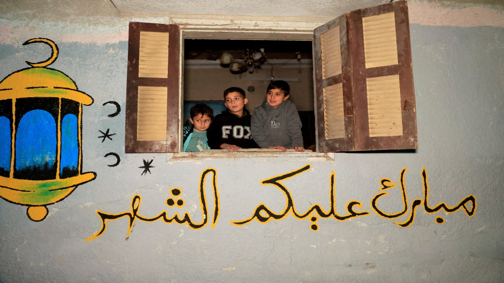 الإفطار والسحور في رمضان بغزة على كشاف الهاتف