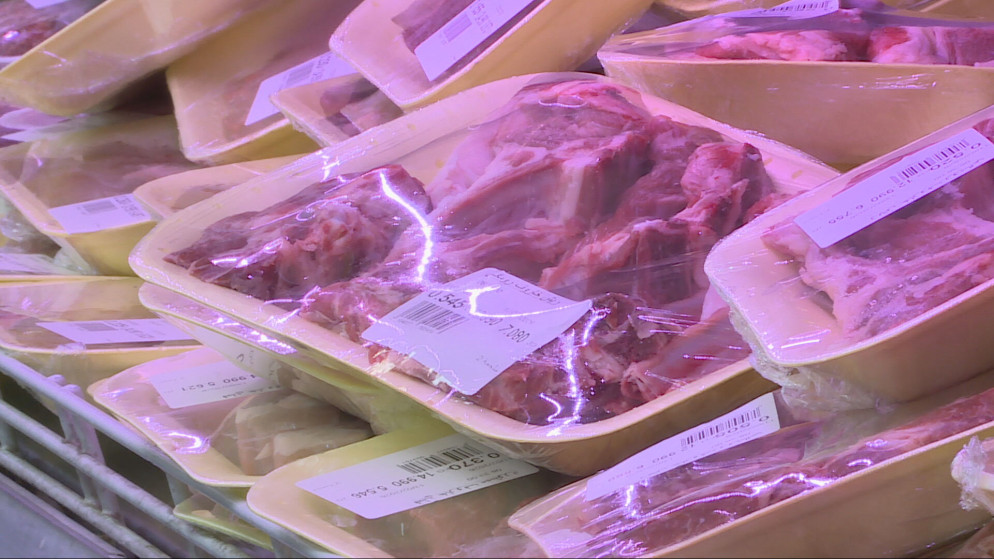 لحوم في محل تجاري.6/3/2026.(المملكة)