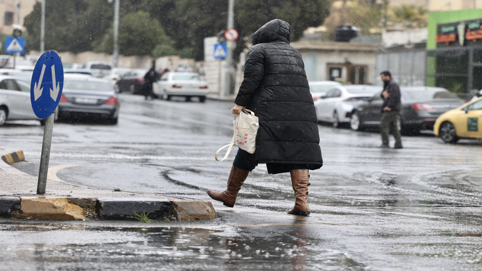 زخات مطرية خفيفة الثلاثاء قبل حالة قوية من عدم الاستقرار الجوي الأربعاء