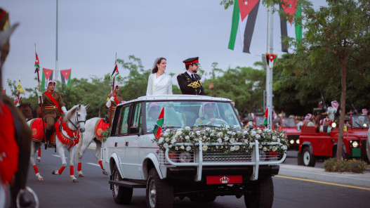  الملك يتلقى برقيات تهنئة بمناسبة زفاف ولي العهد 