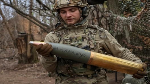  مسؤول أميركي: واشنطن ستعلن عن شراء أسلحة بقيمة 6 مليارات دولار لأوكرانيا 