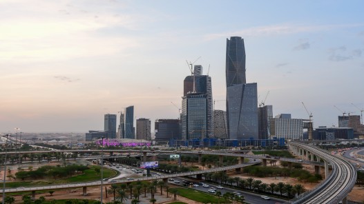  الخصاونة في الرياض للمشاركة في الاجتماع الخاص للمنتدى الاقتصادي العالمي 