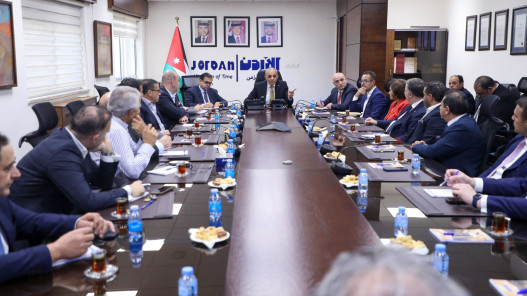  وزير السياحة يلتقي مديري فنادق في عمّان 
