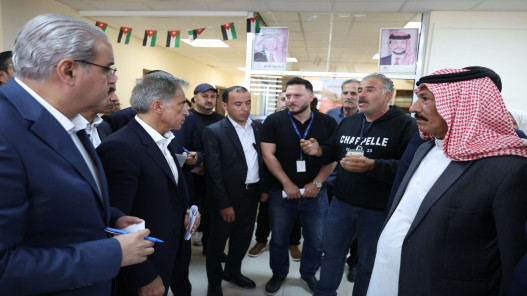 اتفاقية بين وزارة الصحة والخدمات الطبية لمعالجة المدنيين في مركز الأزرق الطبي العسكري  اتفاقية بين وزارة الصحة والخدمات الطبية لمعالجة المدنيين في مركز الأزرق الطبي العسكري