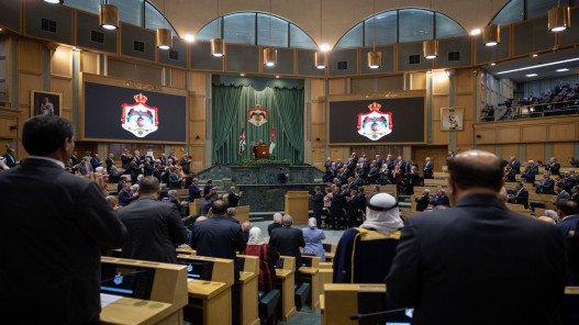 لجنة الرد على خطاب العرش تعد صيغة الرد وتقدمها لمجلس النواب  لجنة الرد على خطاب العرش تعد صيغة الرد وتقدمها لمجلس النواب