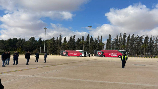 النشامى يصلون إلى أرض الوطن بعد رحلة كروية تاريخية في كأس العرب