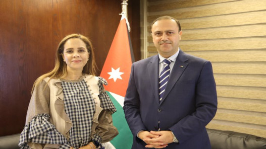  وزير الاتصال يبحث مع ممثلة منظمة الصحة سبل التعاون في مجال الاتصال والإعلام 