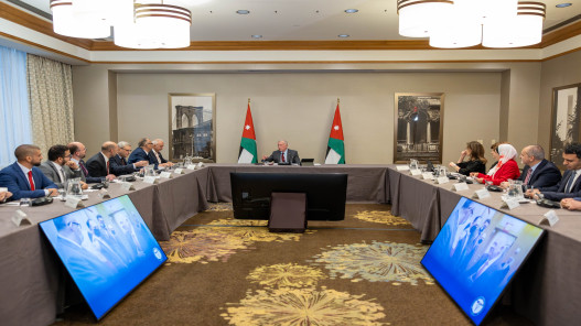  الملك يجتمع في نيويورك بأعضاء جمعية الأطباء الأردنية الأميركية 