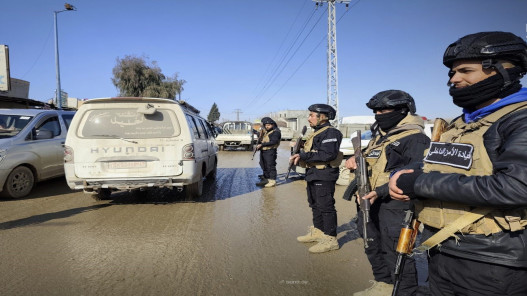 محافظة دير الزور: وزارة الدفاع تلاحق أفرادا من داعش فارين من سجن الشدادي