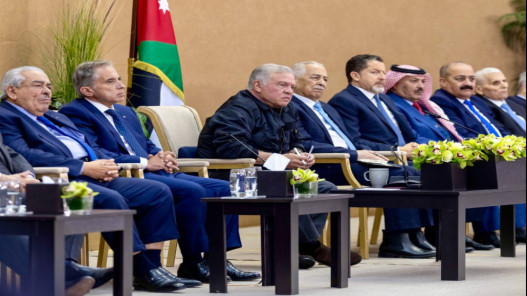 الملك يؤكد ضرورة تطوير البنية التحتية والطرق في إربد