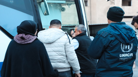 "الداخلية" و"مفوضية اللاجئين" تدرسان زيادة مساعدات عودة السوريين طوعيا