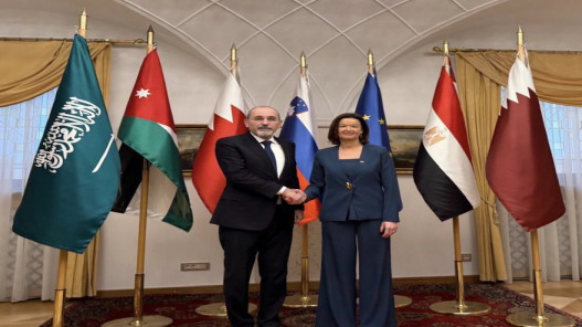 الصفدي ونظراؤه السعودي والبحريني والمصري والقطري يجتمعون مع وزيرة الخارجية السلوفينية