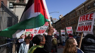 مؤيدون للفلسطينيين يتظاهرون في نيويورك ومدن أخرى