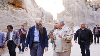 رئيس سلطة البترا يبحث والسفير الأميركي آفاق التعاون المشترك