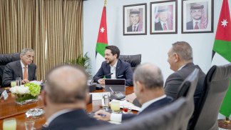 ولي العهد يؤكد أهمية جهود الحكومة للحد من الإلقاء العشوائي للنفايات