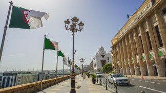 البرلمان الجزائري يصوّت على قانون يجرّم الاستعمار الفرنسي