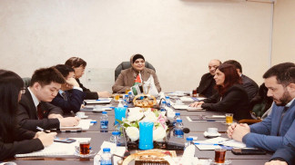 الأردن والصين يبحثان تنفيذ مبادرات لإرسال مساعدات طبية وغذائية لغزة