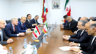 وزير الخارجية اللبناني يدعو إيران إلى "مقاربة جديدة" تتعلق بسلاح حزب الله