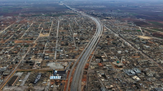 دمشق تعلن السيطرة على حقلَي نفط في شمال سوريا كانا بيد القوات الكردية