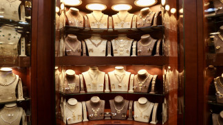 انخفاض سعر بيع غرام الذهب عيار 21 محليا 20 قرشا