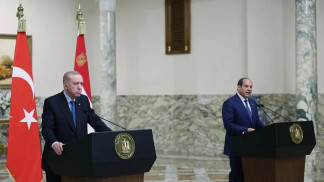 أردوغان يلتقي السيسي ويبرم معه اتفاقيات شراكة جديدة