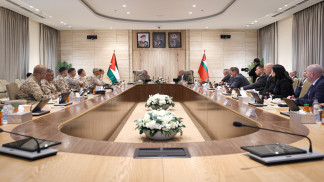 رئيس هيئة الأركان المشتركة يلتقي وفداً من كلية الدفاع الوطني الأمريكية