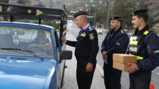 الدوريات الخارجية تواصل تنفيذ مبادرة "إفطار صائم"