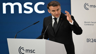 الرئيس الفرنسي: تحدثت مع معظم قادة المنطقة باستثناء إسرائيل