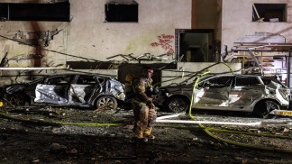 إيران تستهدف قاعدة تل نوف ومقر قيادة جيش الاحتلال الإسرائيلي