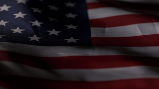 واشنطن تأمر الموظفين غير الأساسيين في قنصليتي لاهور وكراتشي بمغادرة باكستان