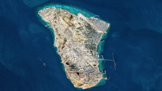 أكسيوس: ترامب يدرس السيطرة على جزيرة خرج للضغط على إيران وفتح مضيق هرمز