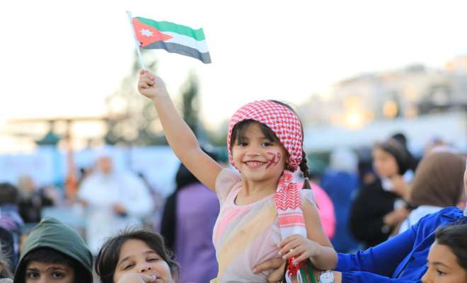 الأردنيون يحتفلون بعيد الاستقلال الـ 79