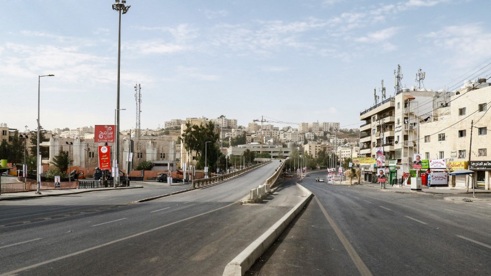 شوارع فارغة في مدينة عمّان خلال حظر تجول شامل، 9 تشرين الأول/أكتوبر 2020. (خليل مزرعاوي/ أ ف ب)