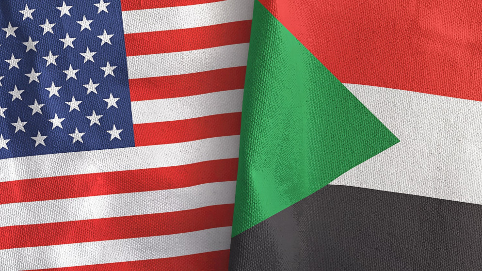 علما الولايات المتحدة والسودان. (shutterstock)