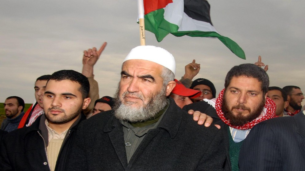 رئيس الحركة الإسلامية في فلسطين المحتلة الشيخ رائد صلاح (وسط). (shutterstock)
