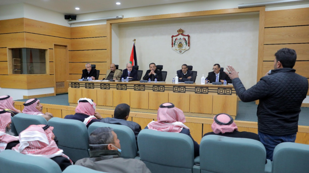 اجتماع لجنة الزراعة والمياه والبادية النيابية مع عدد من ممثلي القطاع الزراعي. (مجلس النواب)