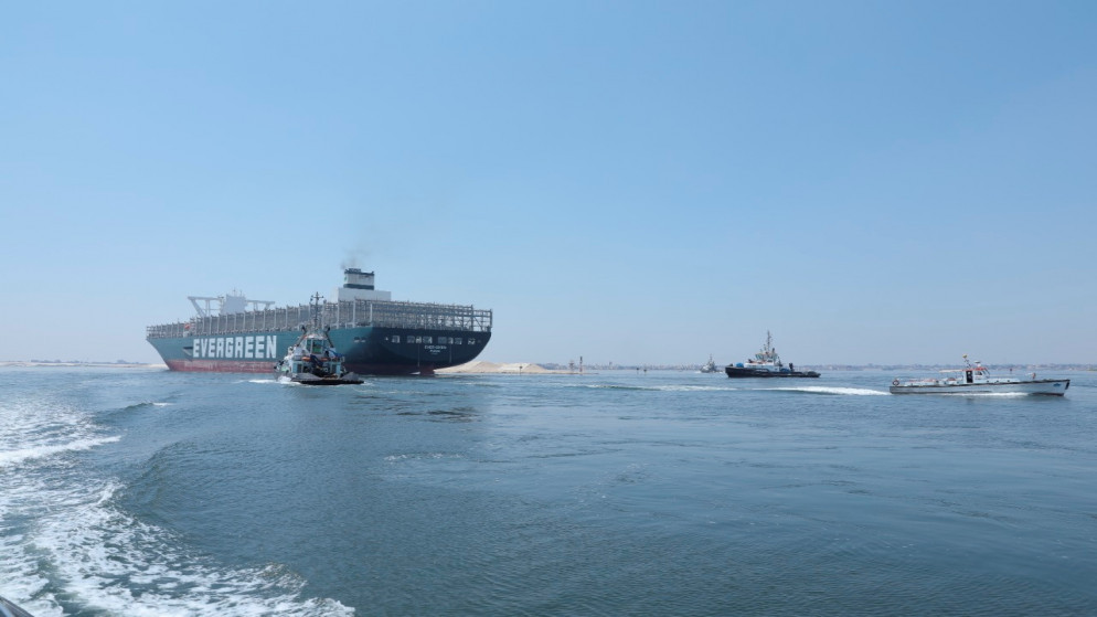 إبحار سفينة إيفر غيفن عبر قناة السويس في الإسماعيلية في مصر، 20 آب/أغسطس 2021. (رويترز)