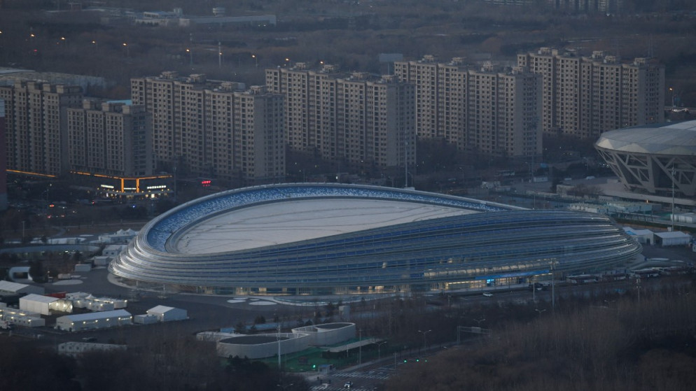 ملعب سيستضيف ألعابا شتوية في أولمبياد 2022 في العاصمة الصينية بكين. (أ ف ب)