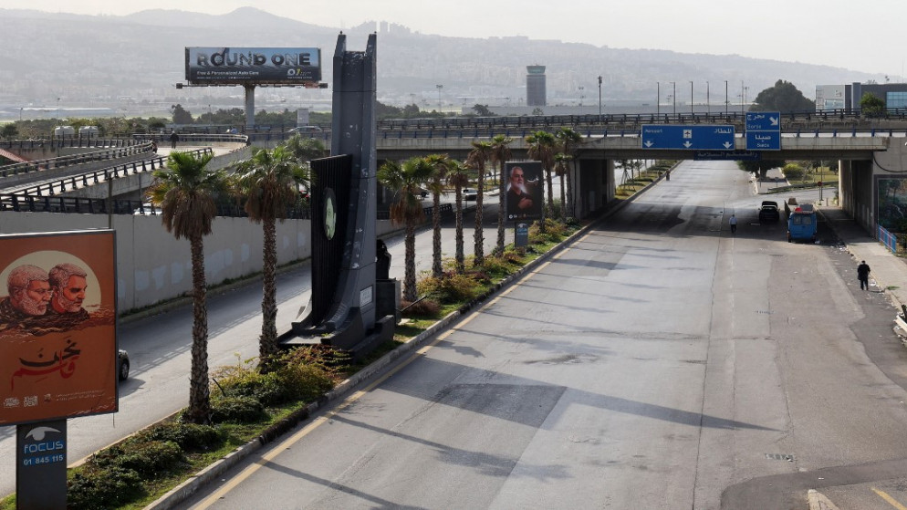 طريق في العاصمة اللبنانية بيروت خلال إضراب عام من قبل وسائل النقل العام والنقابات العمالية بسبب الأزمة الاقتصادية في البلاد. (أ ف ب)