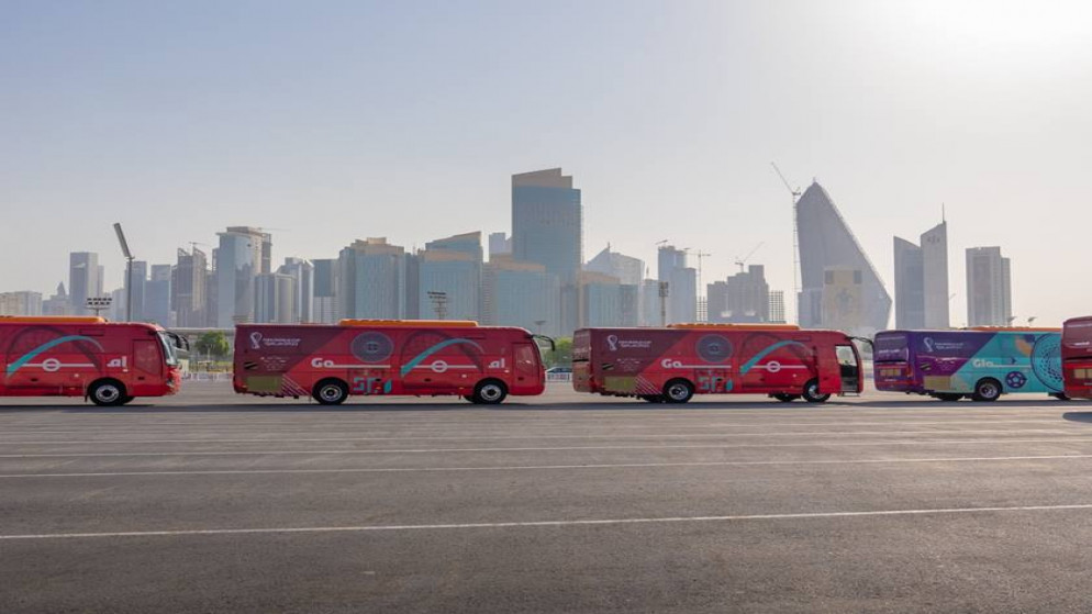 شركة مواصلات "كروة"، المزود الرسمي لخدمات النقل في قطر. (قنا)